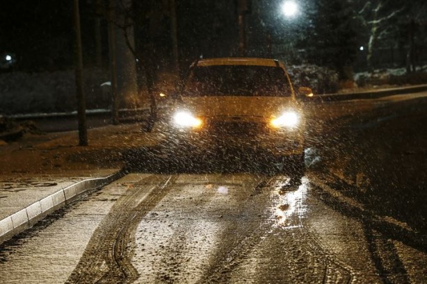 Foto - Başkentte mevsimin ilk karı yağdı 