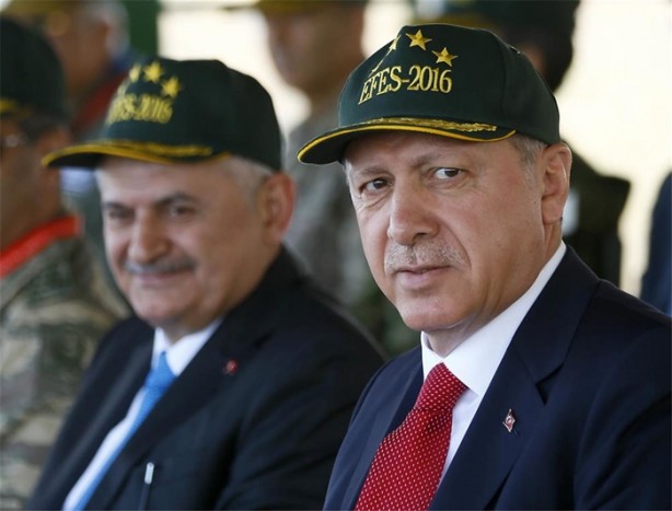 Foto - Başkomutan Efes tatbikatını izliyor
