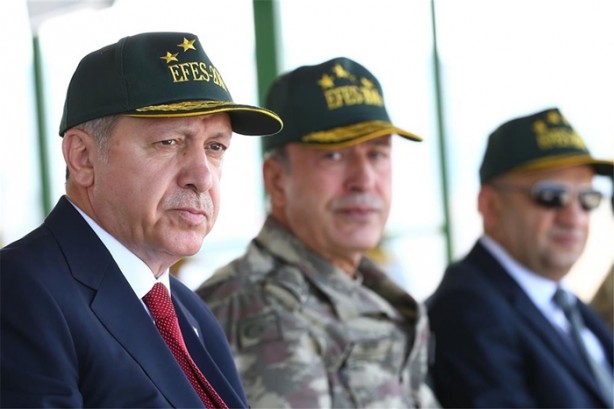 Foto - Başkomutan Efes tatbikatını izliyor