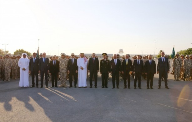 Foto - Başkomutan Katar'da