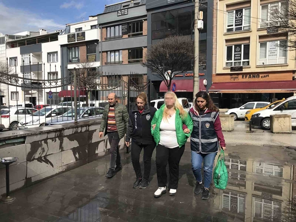 Foto - Başörtülü kadınlara hakaretler savuran rezil hakkında yeni gelişme