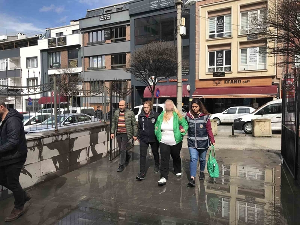 Foto - Başörtülü kadınlara hakaretler savuran rezil hakkında yeni gelişme