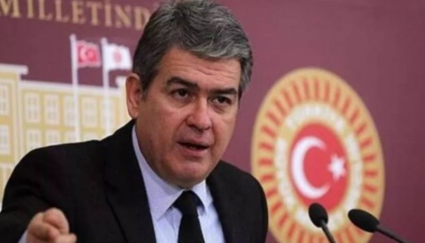 Foto - Başörtüsü düşmanı yine ortaya çıktı! Şimdi de futbolu karıştıracak