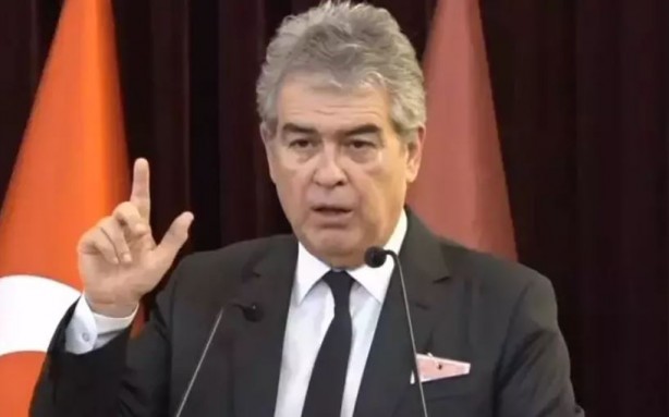 Foto - Başörtüsü düşmanı yine ortaya çıktı! Şimdi de futbolu karıştıracak