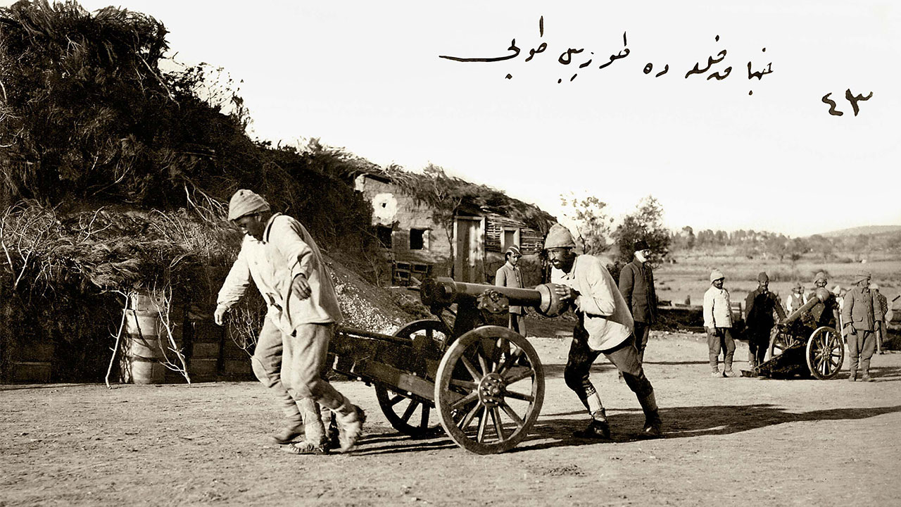 Foto - Bastığın yerleri toprak diyerek geçme tanı! Çanakkale Savaşı'nın tahribatına bir de böyle bakın