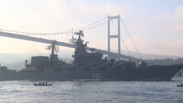 Batan Rus gemisi İstanbul'dan böyle geçmişti