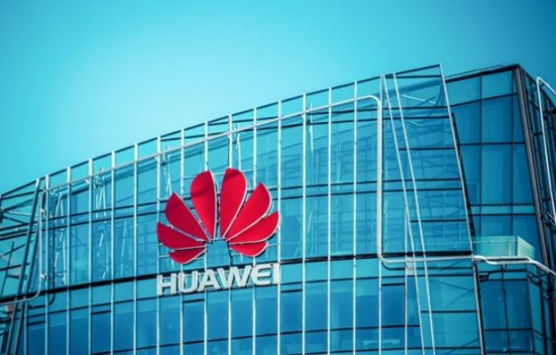 Batı baskısına rağmen Huawei'den rekor büyüme