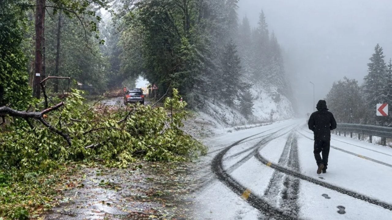 Foto - Batı Karadeniz’de fırtına ve sel alarmı! Rüzgar 116 kilometreye ulaştı, Ilgaz’a kar yağdı
