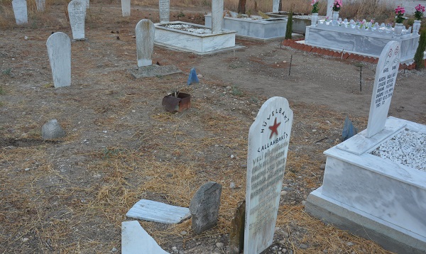 Foto - Batı Trakya'da Türk mezarlığına saldırı