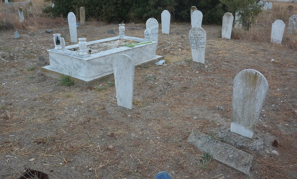 Foto - Batı Trakya'da Türk mezarlığına saldırı