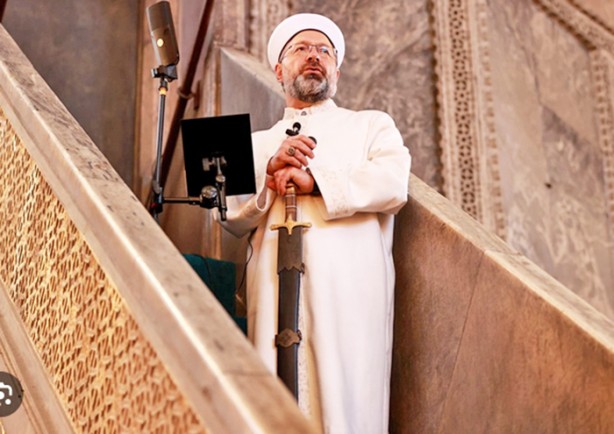 Foto - Batılı gençlerin "Kur’an almak istiyorum" haykırışları kulaklarımızda çınlıyor: Gönüller İslamiyetle nurlansın: Diyanet ve cemaatlere büyük iş düşüyor