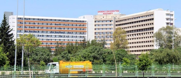 Foto - Batılı yaşam tarzının son eseri: Güzellik uğruna dudağından oldu!