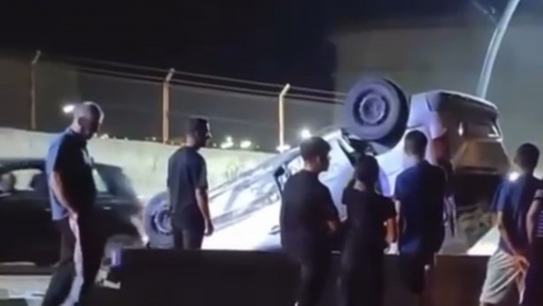 Foto - Batman’da düğün konvoyunda kaza