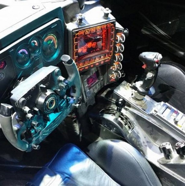 Foto - 'Batmobil' görücüye çıktı