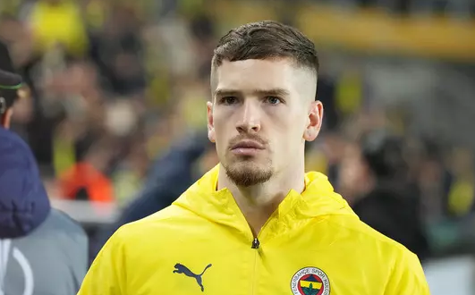 Batshuayi'nin ardından bir isim daha ezeli rakibe! Bu kez Beşiktaş devrede... Transfer an meselesi