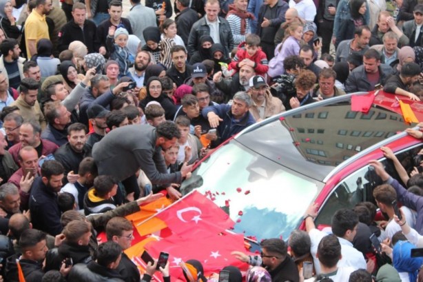 Foto - Bayburt'ta TOGG izdihamı