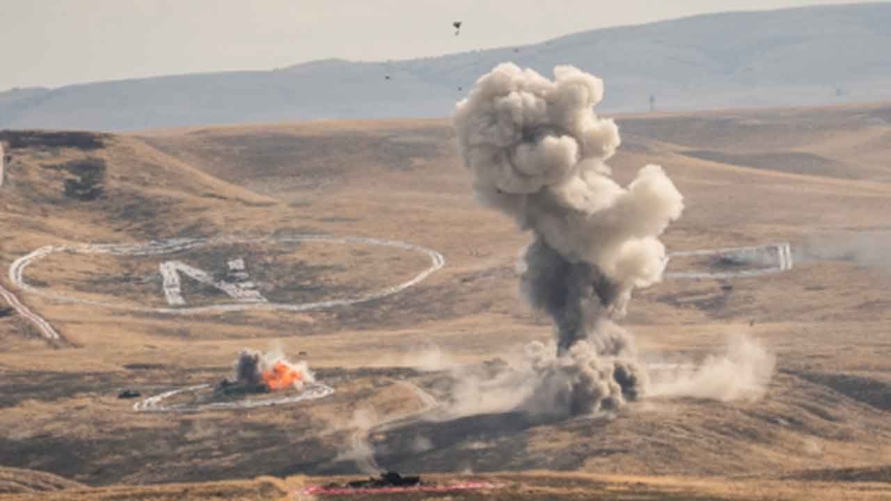Foto - Baykar operasyonu başlattı: Ortalık yangın yerine döndü