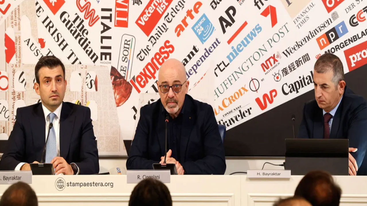 Foto - Baykar panikletti: Hedefimize asla ulaşamayız