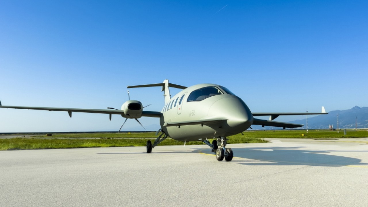 Foto - Baykar şova başladı! O uçağı sattı