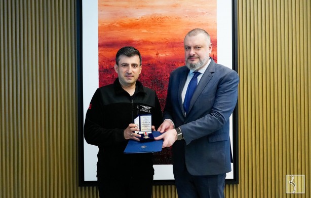 Foto - Baykar, Türkiye'ye paylaştı: Selçuk Bayraktar ve Haluk Bayraktar’a 1. Derece Güvenlik ve Savunma Nişanı verildi!