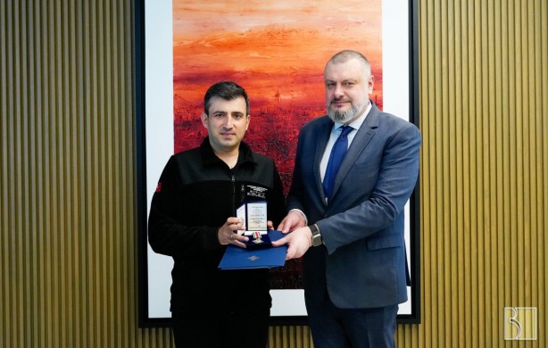 Foto - Baykar, Türkiye'ye paylaştı: Selçuk Bayraktar ve Haluk Bayraktar’a 1. Derece Güvenlik ve Savunma Nişanı verildi!