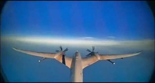 Foto - Baykar'dan büyük gurur! İHA-122 tam isabet vurdu