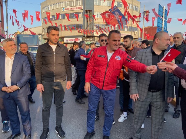 Foto - Bayraksız HDP'nin ortağı CHP'ye karşı Cumhur İttifakı'ndan anlamlı yürüyüş!