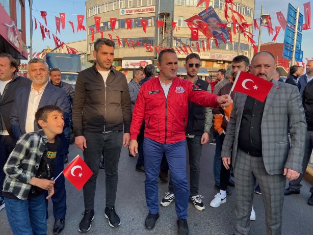 Foto - Bayraksız HDP'nin ortağı CHP'ye karşı Cumhur İttifakı'ndan anlamlı yürüyüş!