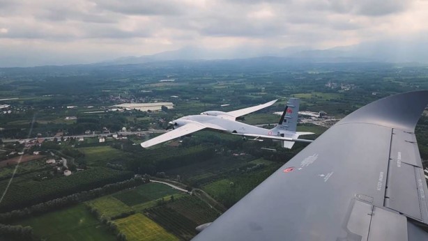 Foto - Bayraktar AKINCI süpersonik füzeyi ateşledi! Çok az ülke bunu yapabiliyor