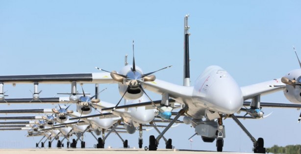 Foto - Bayraktar AKINCI süpersonik füzeyi ateşledi! Çok az ülke bunu yapabiliyor