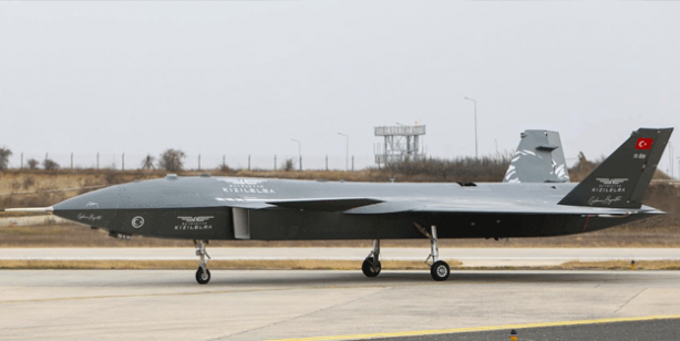 Bayraktar KIZILELMA beklenirken Türkiye'den yeni insansız savaş uçağı