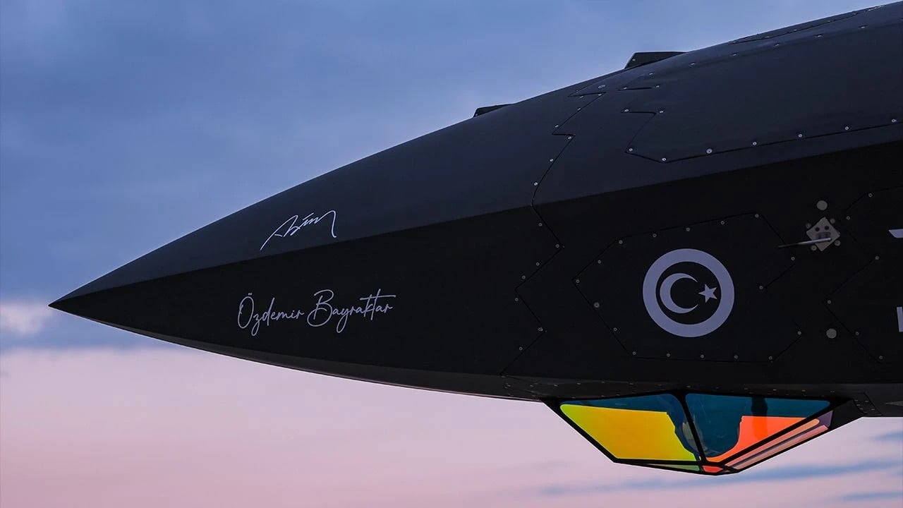 Bayraktar Kızılelma ülkeyi ayağa kaldırdı: Bu durum hiç iyi görünmüyor, bunlar basit İHA'lar değil