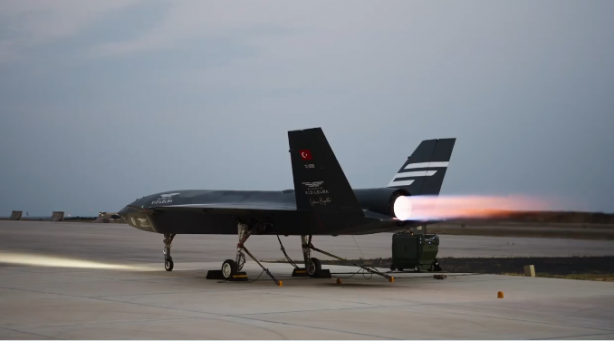 Foto - Bayraktar Kızılelma'nın motorunda herkesi şaşırtan detay! Kısa sürede gündem oldu