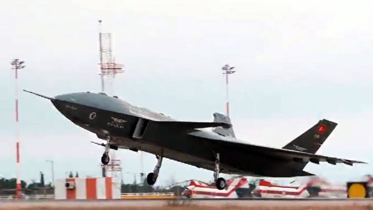 Foto - Bayraktar KIZILELMA'nın yeni özelliği açıklandı! Korku salacak