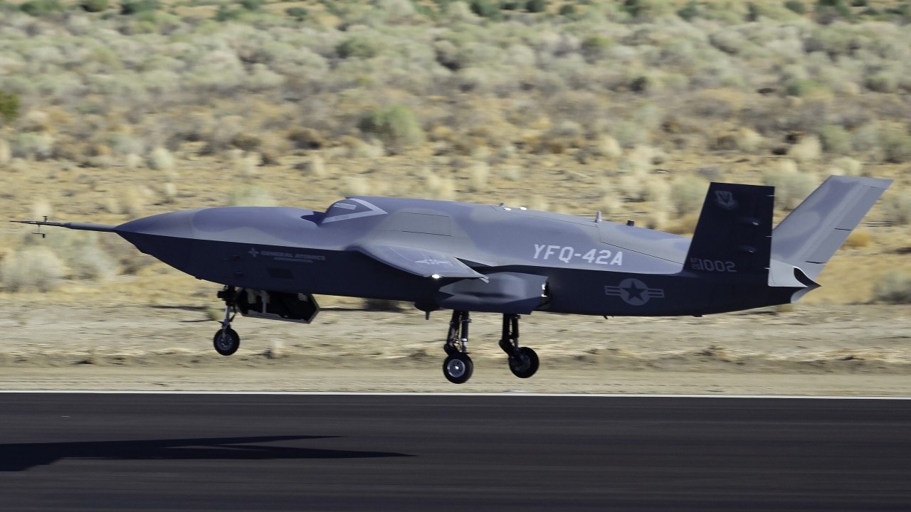 Foto - Bayraktar Kızılelma'ya ciddi rakip: Emir verildi, havalandı