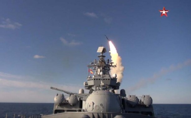 Foto - Bayraktar korkusu bunu da yaptırdı! Moskova 'ana silahını' ilk kez kullandı