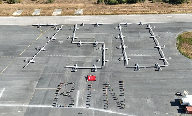 Foto - Bayraktar TB2 SİHA'lar: 750 bin saati geride bıraktı diyerek duyurdular! Herkesin Türkiye'ye ilgisi artıyor