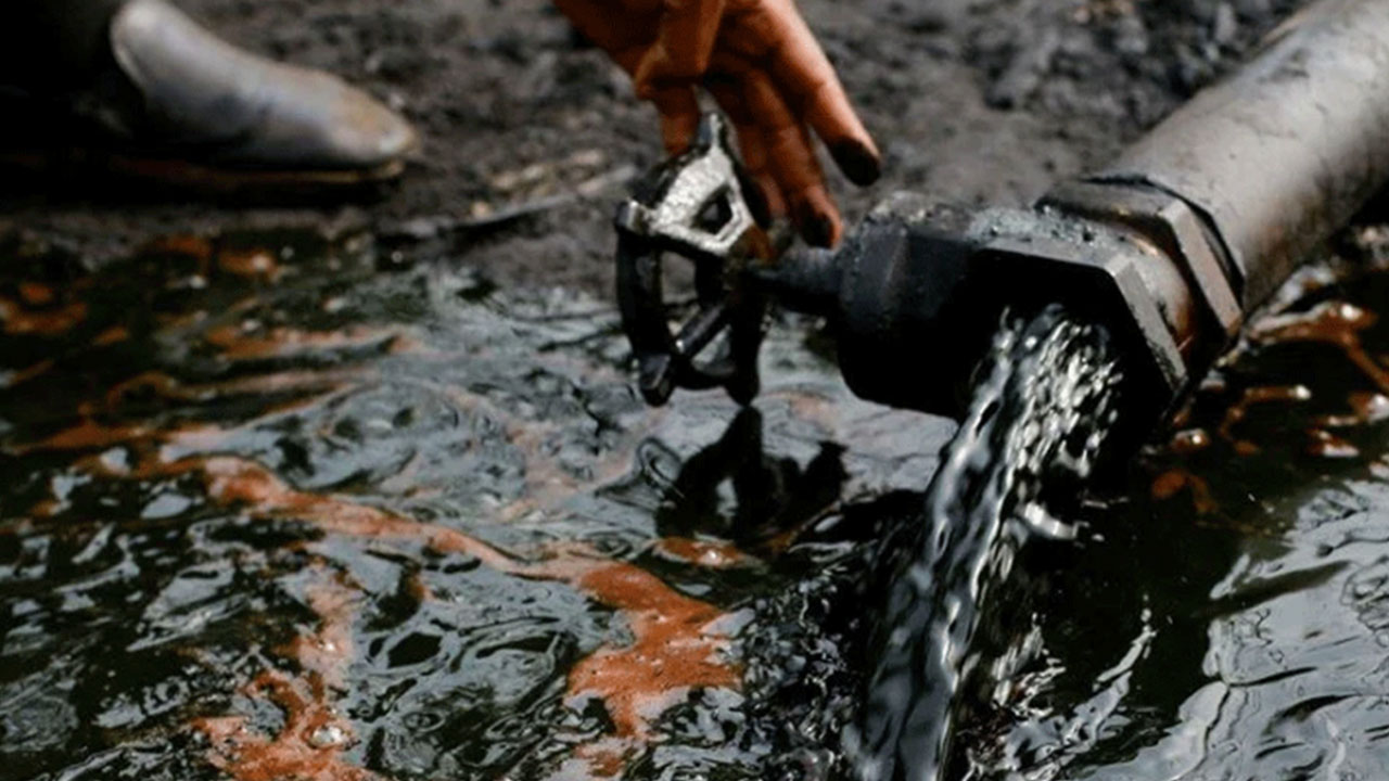 Foto - Bayraktar TB2 SİHA'lar havalandı! Petrol fışkıran 42 tesise çok büyük operasyon, acilen kapatıldılar