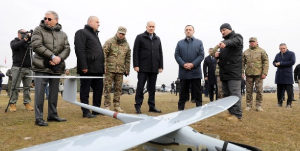 'Bayraktar TB2'yi örnek alıyoruz' diyen ülke İHA yaptı! Şimdi Türkiye'ye rakip olacaklar