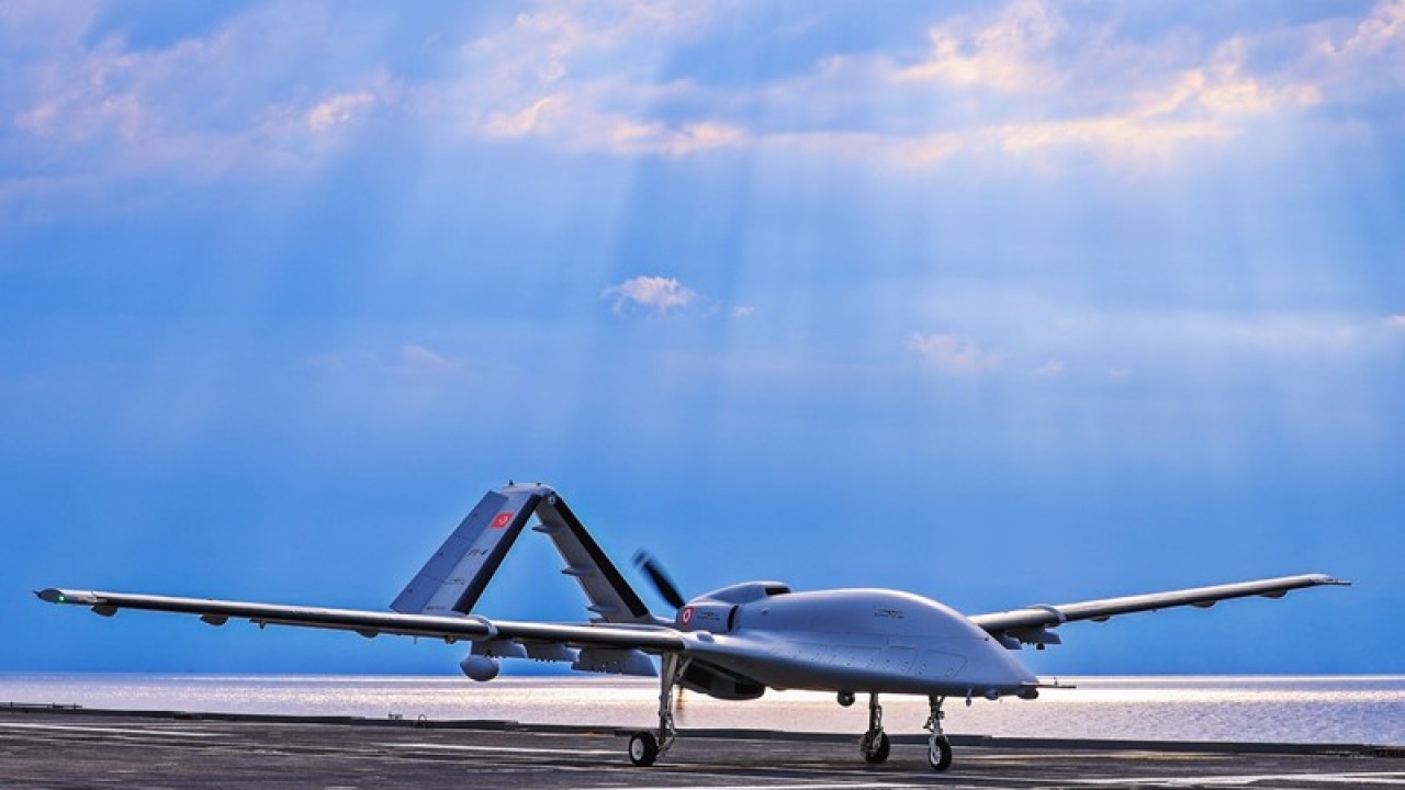 Bayraktar TB3 havalandı! Roketsan Müdürü 'vurdu' diyerek duyurdu