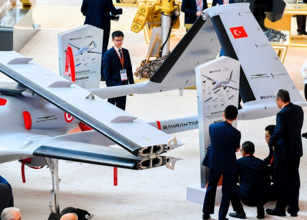 Foto - Bayraktar TB3 SİHA, BAE'lileri hayrete düşürdü