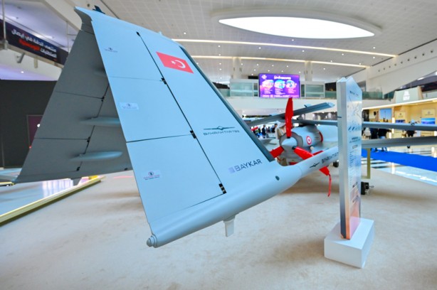 Foto - Bayraktar TB3 SİHA, BAE'lileri hayrete düşürdü