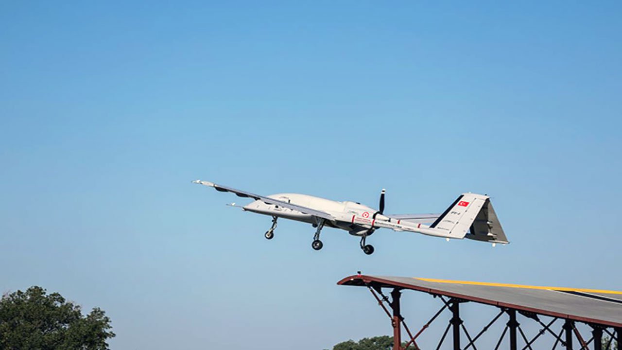 Foto - Bayraktar TB3'ten Bir Başarı Daha! Rampa Kalkış Testi Tamamlandı