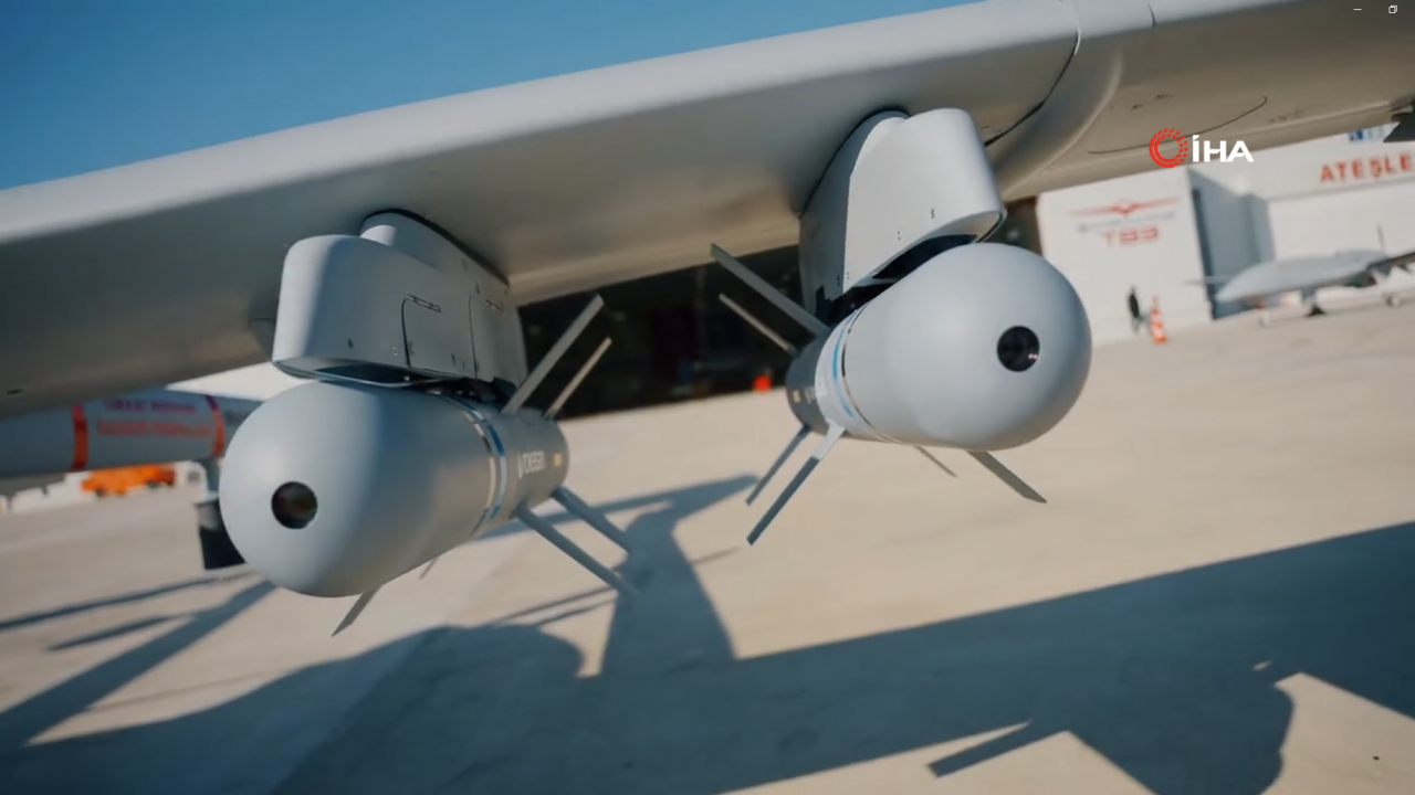 Bayraktar'dan tam isabet! Yerli roketlerle 12'den vurdu