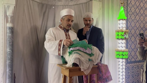 Foto - Bayram arefesinde Sakal-ı Şerif mutluluğu!