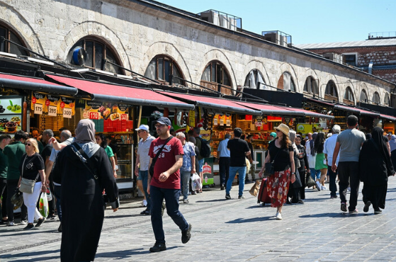 Foto - Bayram dolayısı ile şehir boşaldı! İstanbul onlara kaldı