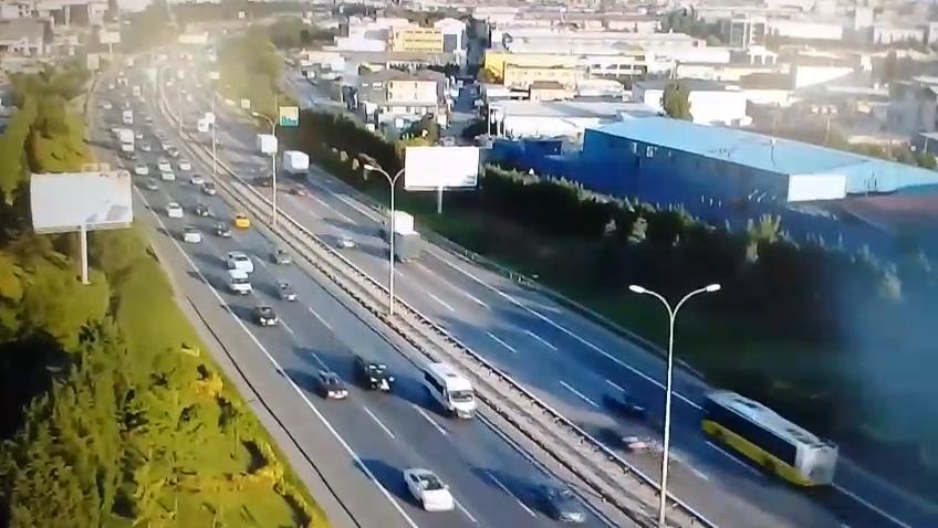 Foto - Bayram göçü başladı! TEM Otoyolu'nda trafik kilitlendi