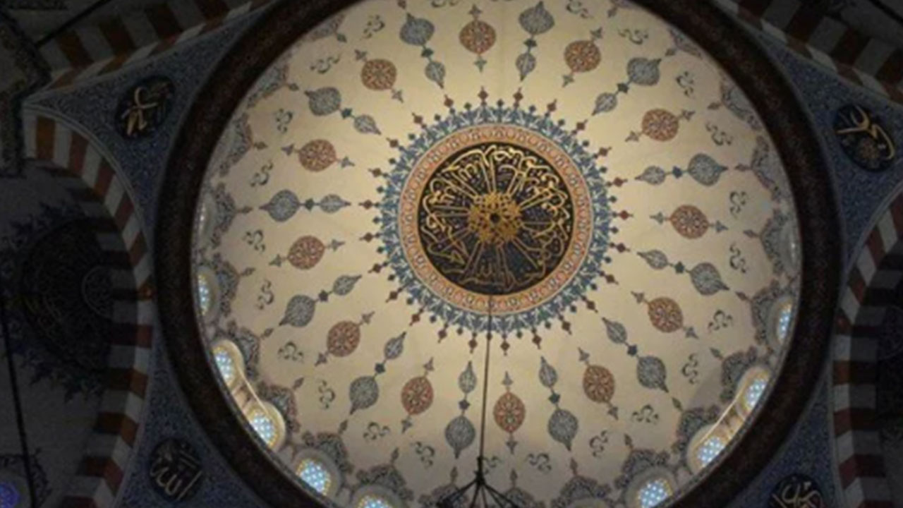 Foto - Bayram namazı 3 kez kılındı: İmam bile şaşırdı