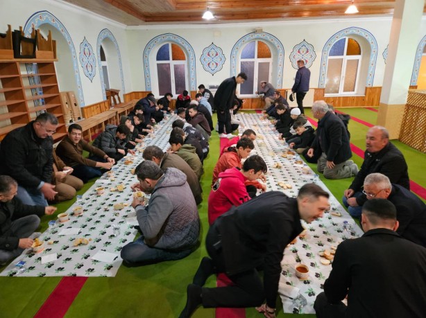 Bayram namazı değil, sabah namazı!