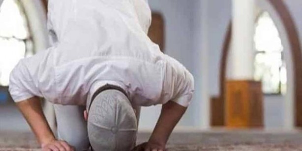 Foto - Bayram namazı evde kılınır mı? Bayram namazı yerine hangi namaz kılınır?